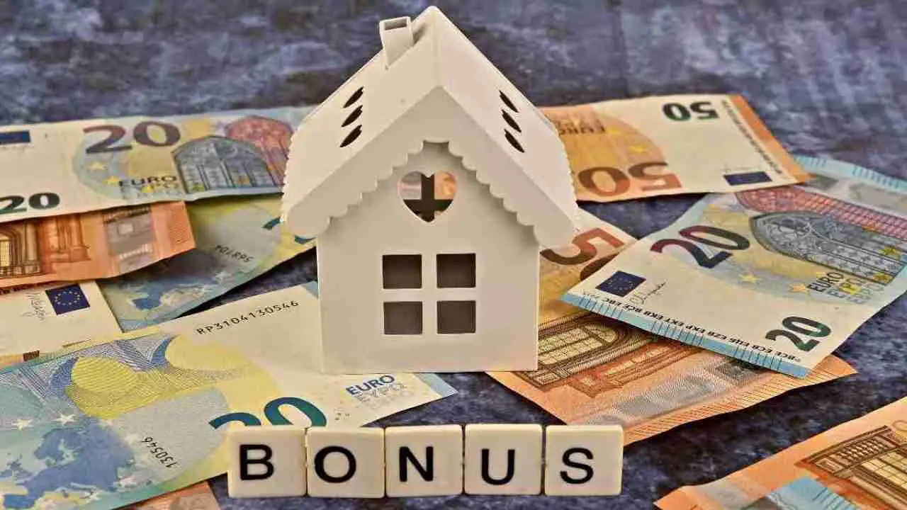 Guida aggiornata ai nuovi incentivi per installare pannelli fotovoltaici in casa