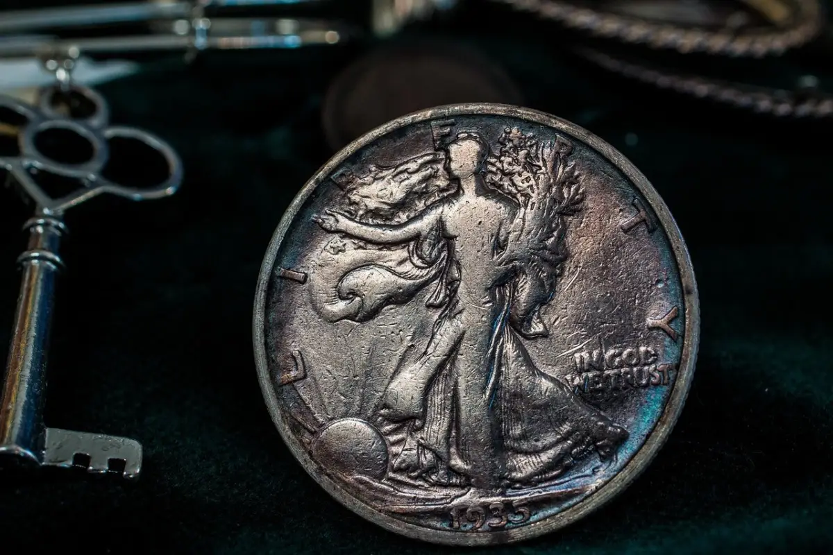 Sai quanto valgono i vecchi gioielli in argento? Ecco la quotazione aggiornata Sai quanto valgono i vecchi gioielli in argento? Ecco la quotazione aggiornata