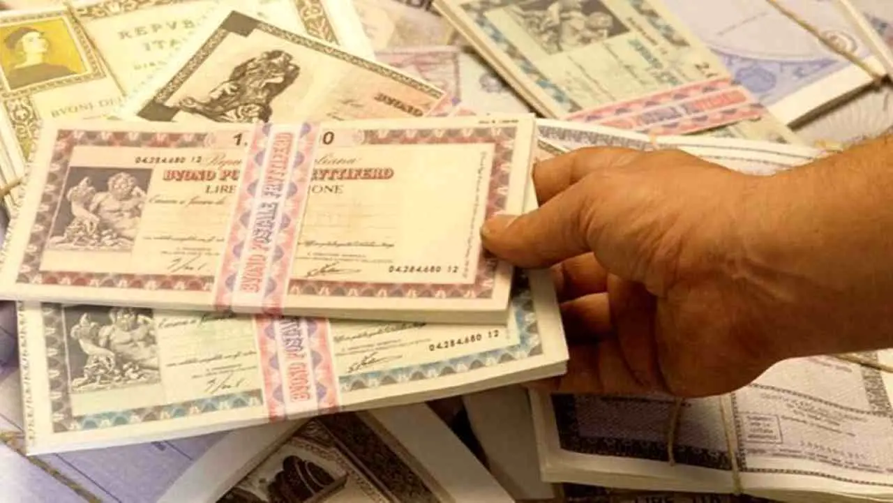 Buoni di risparmio a tasso fisso: perché ora sono tra le scelte più sicure Buoni di risparmio a tasso fisso: perché ora sono tra le scelte più sicure