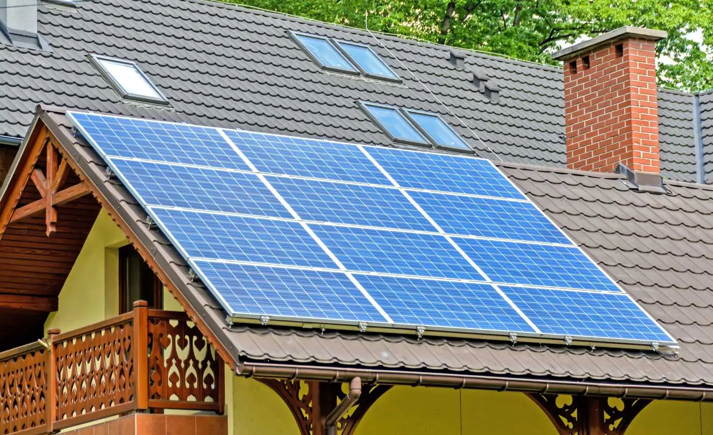 Guida aggiornata ai nuovi incentivi per installare pannelli fotovoltaici in casa Guida aggiornata ai nuovi incentivi per installare pannelli fotovoltaici in casa